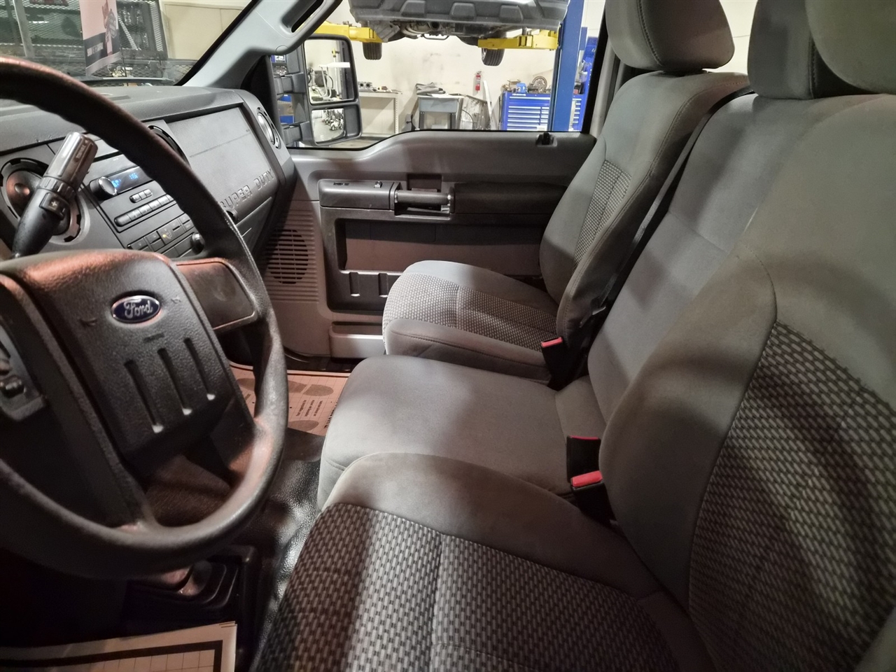 Ford F-250 SD XL SuperCab 4WD 2016