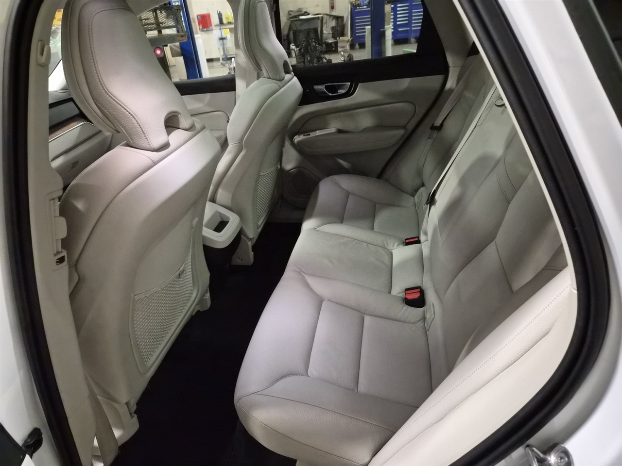 Volvo XC60 T8 Momentum Hybrid AWD 2022