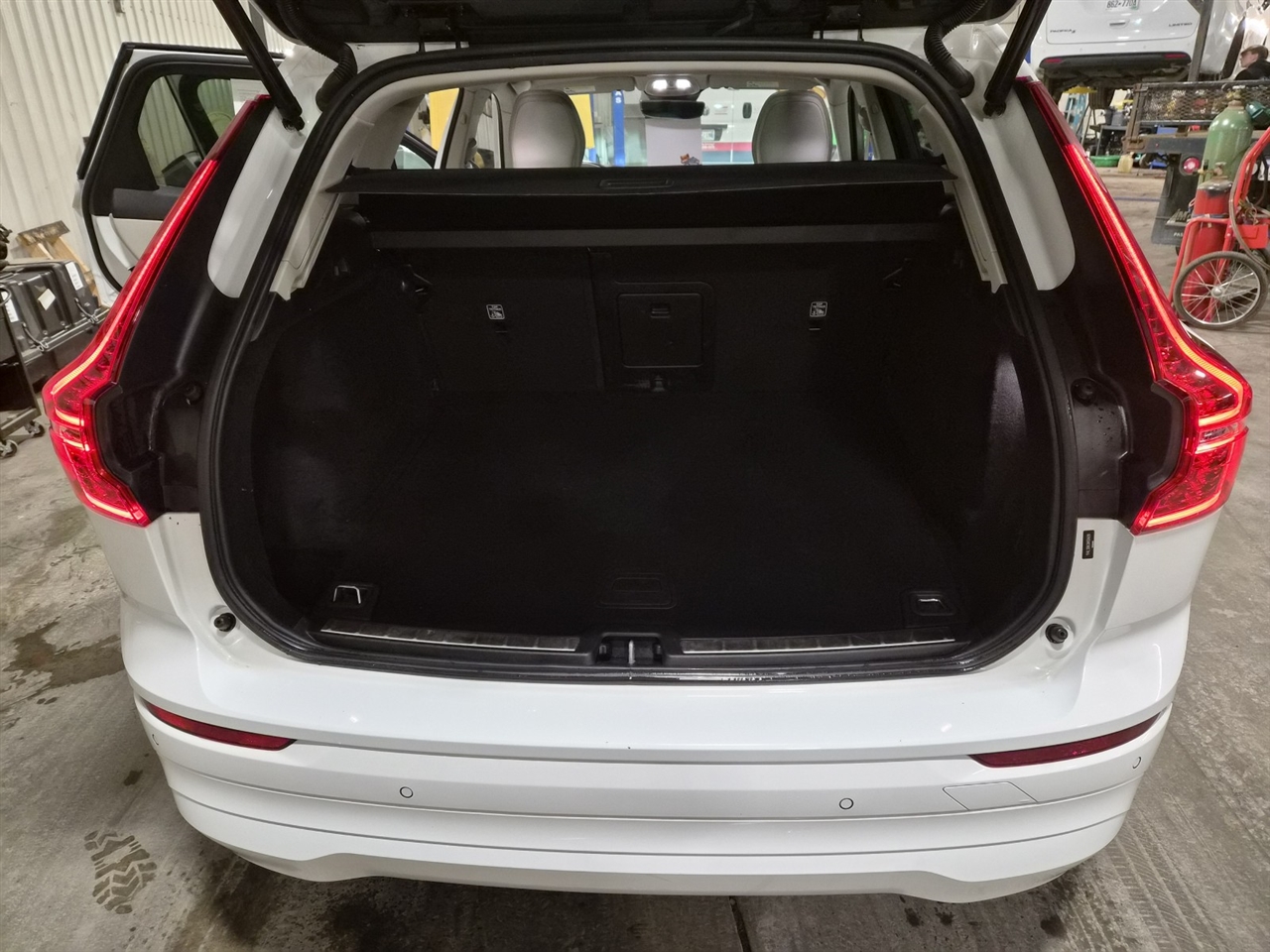 Volvo XC60 T8 Momentum Hybrid AWD 2022