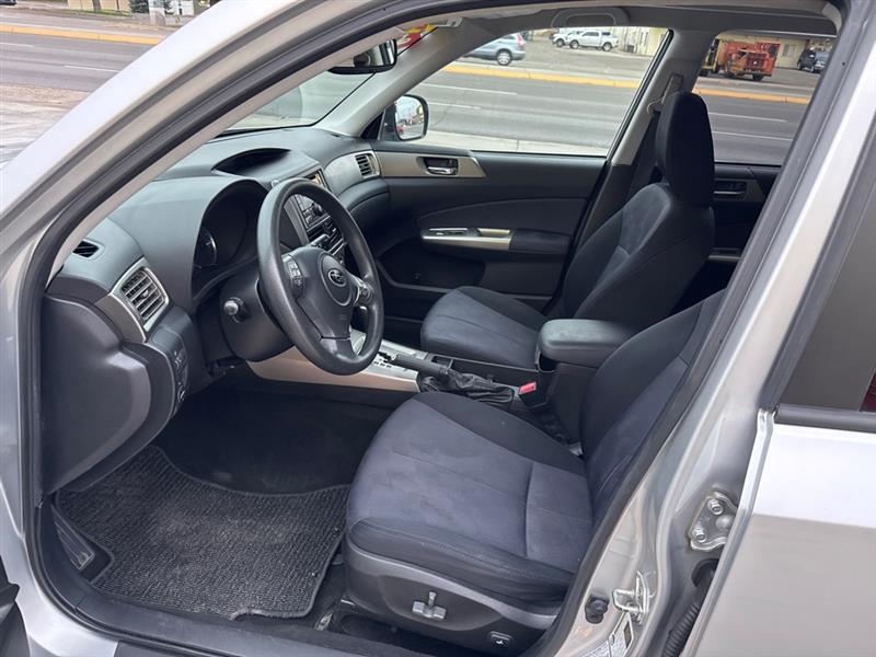 Subaru Forester 2.5X Premium 2010