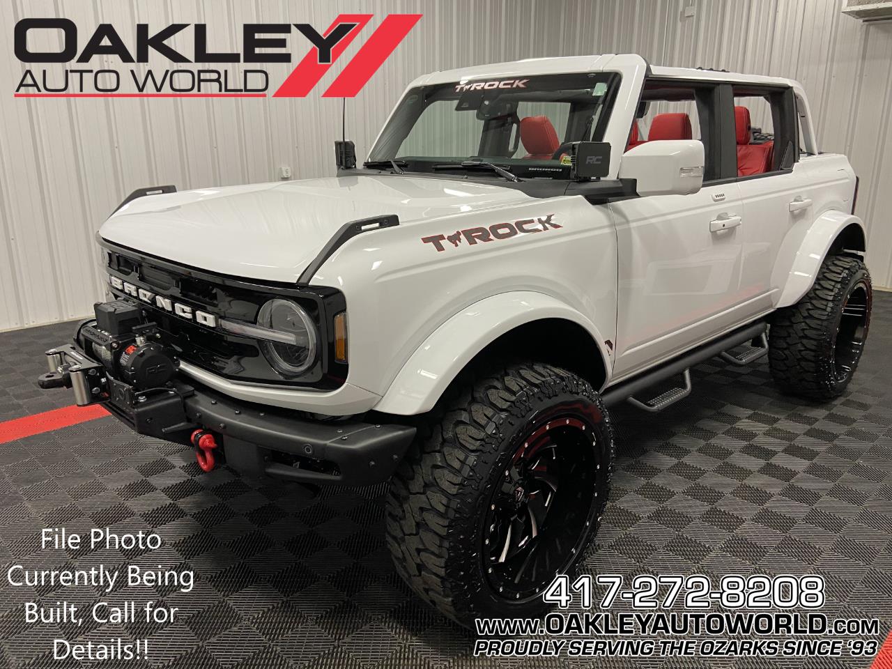 Arriba 70+ imagen oakley ford dealership Viaterra.mx