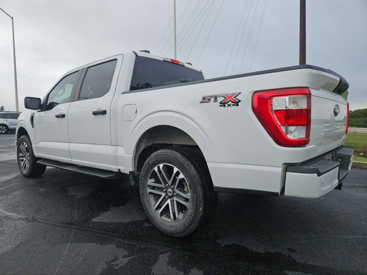 2021 Ford F-150 XL photo 2