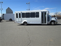 2016 Ford Econoline Commercial Cutaway 