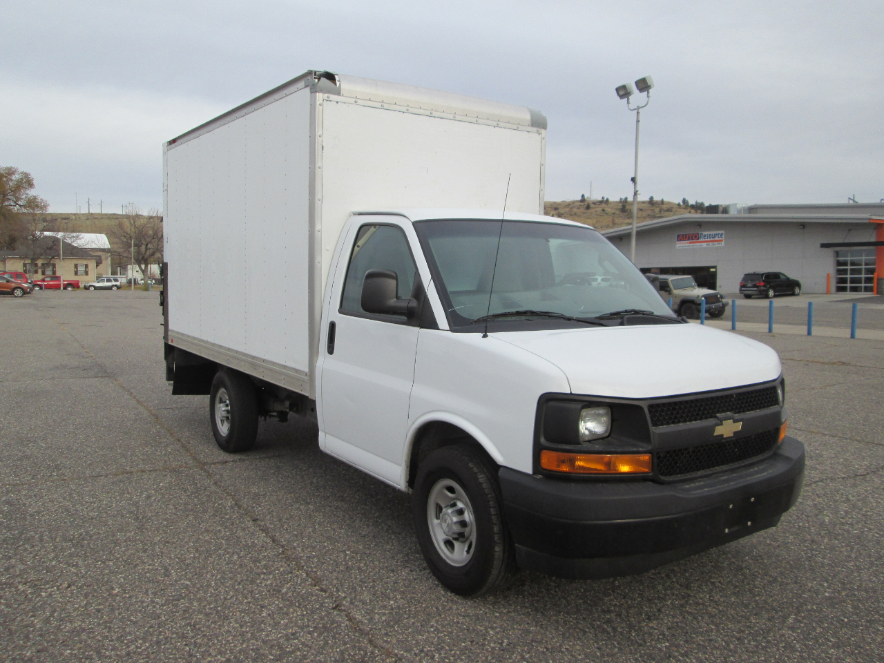 2017 Chevrolet Express Commercial Cutaway 3500 Van 139"
