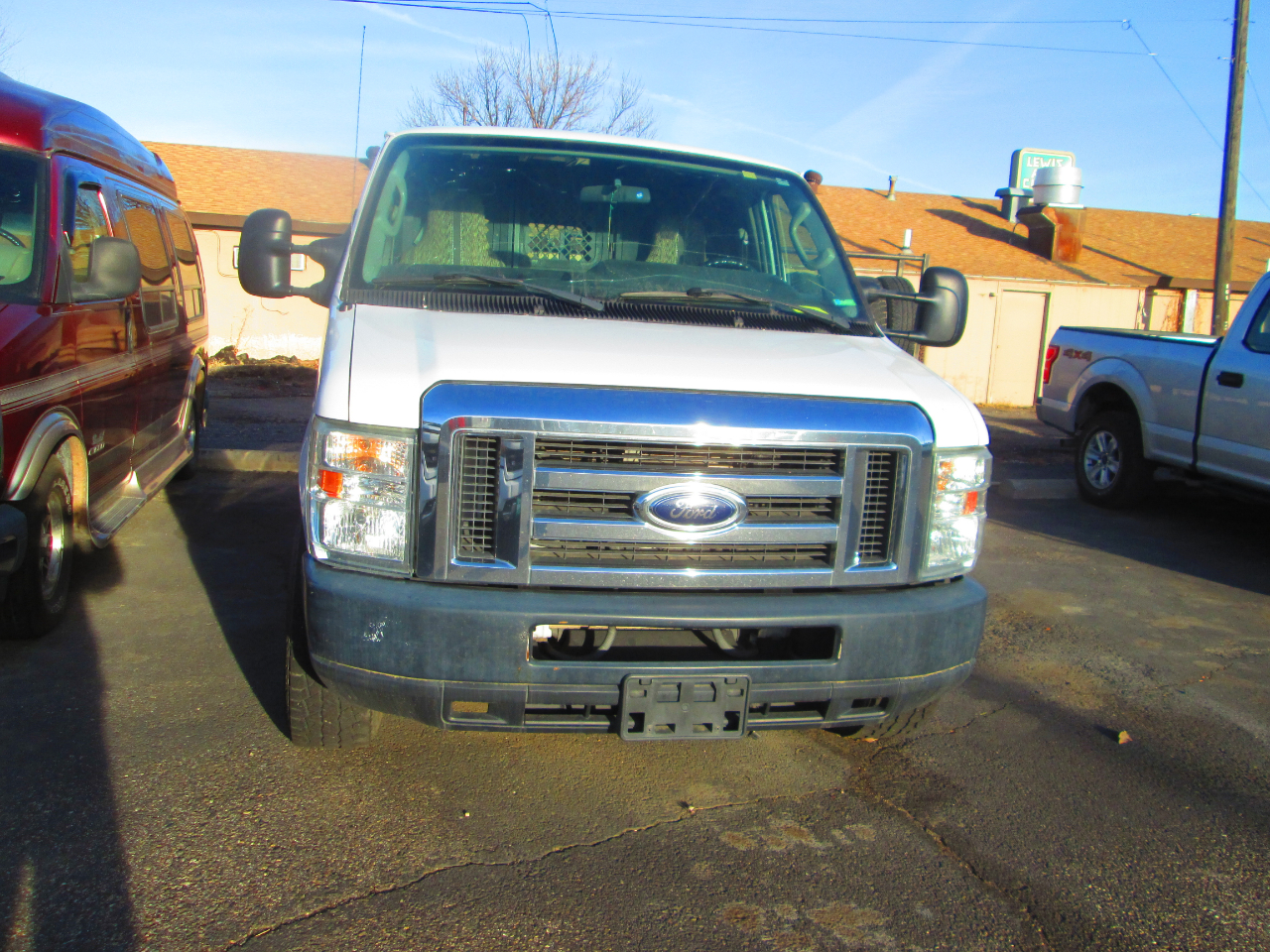 Ford Econoline Cargo Van E-350 Super Duty Ext Commercial 2012
