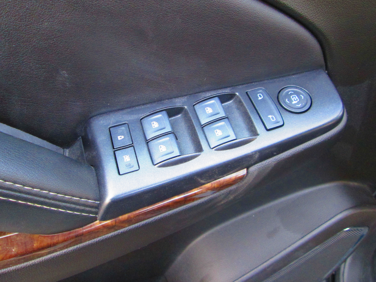 Chevrolet Tahoe 4WD 4dr Commercial 2020