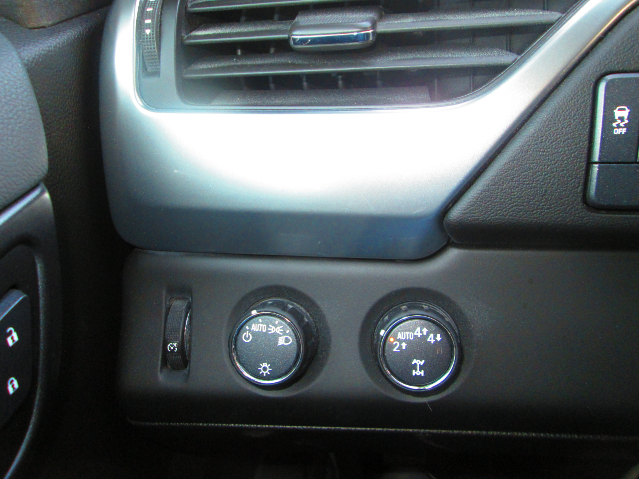 Chevrolet Tahoe 4WD 4dr Commercial 2020