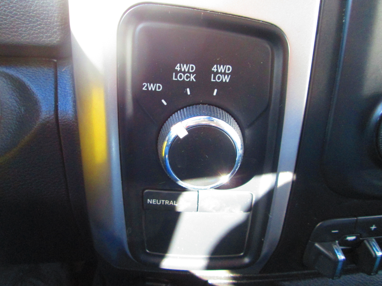 RAM 2500 Big Horn 4x4 Crew Cab 8' Box 2018