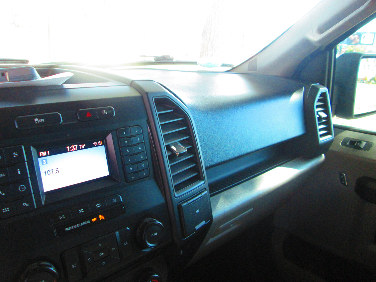 Ford 1/2 Ton Trucks  2019 Ford 1/2 Ton Trucks  2019