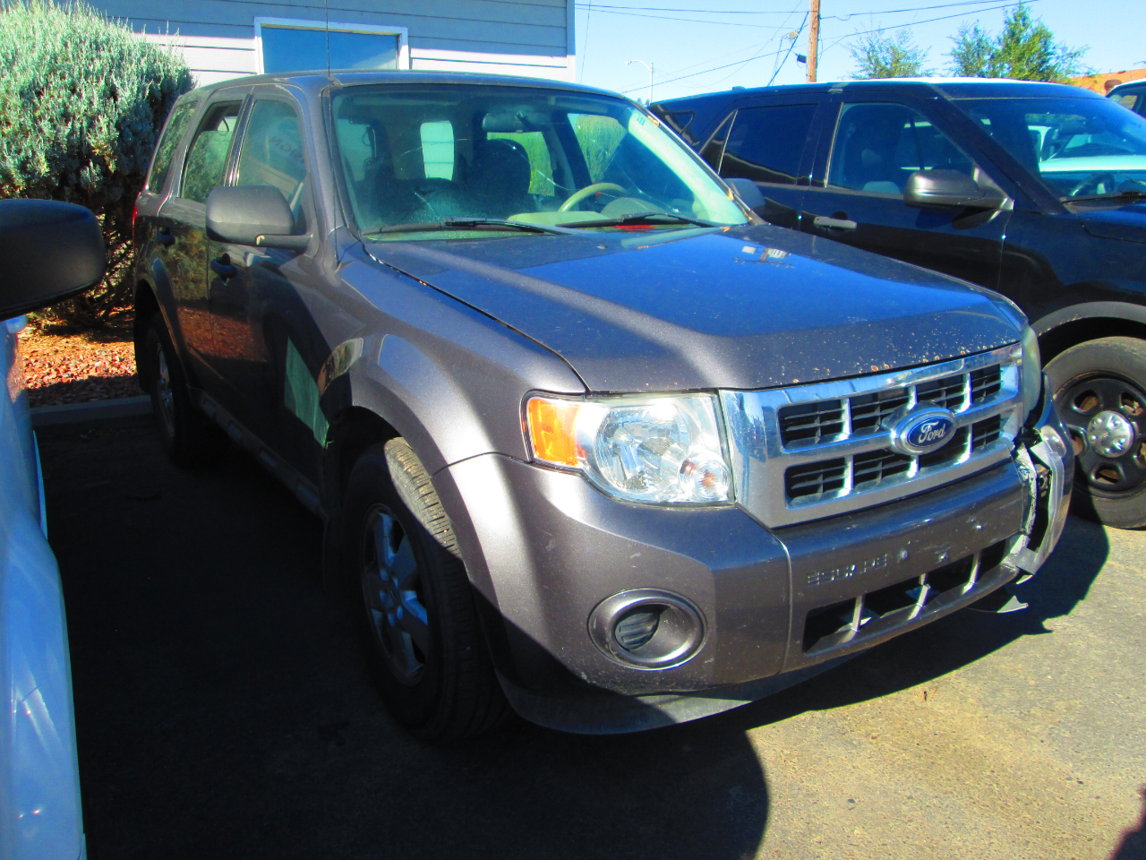 2009 Ford Escape FWD 4dr I4 Man XLS