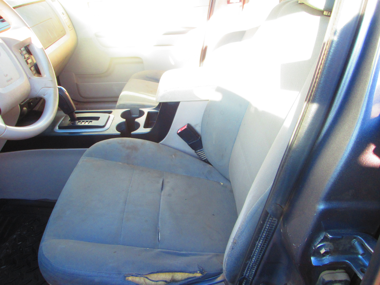 Ford Escape FWD 4dr I4 Man XLS 2009