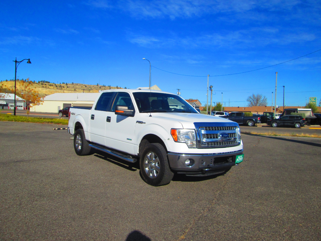 2013 Ford F-150 4WD SuperCrew 145" XLT