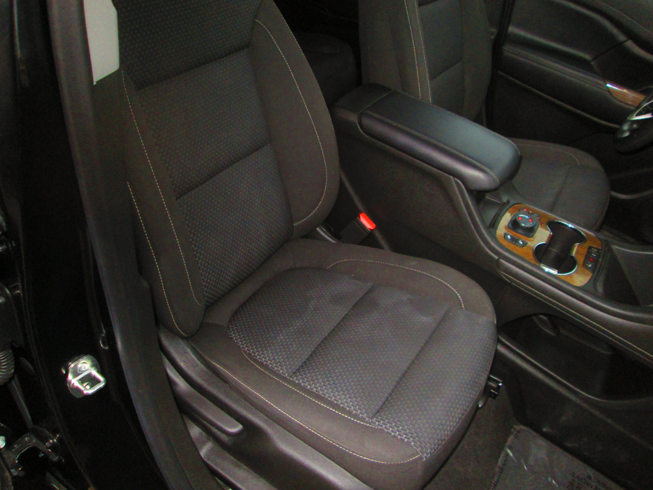 GMC Acadia AWD 4dr SLE 2021