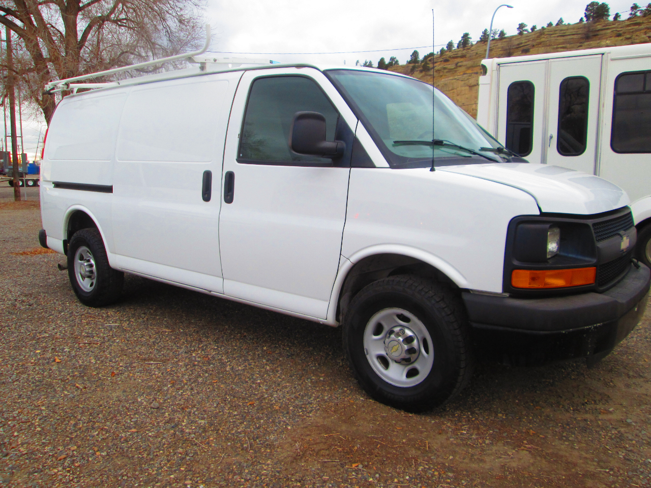 2012 Chevrolet Express Cargo Van RWD 2500 135"