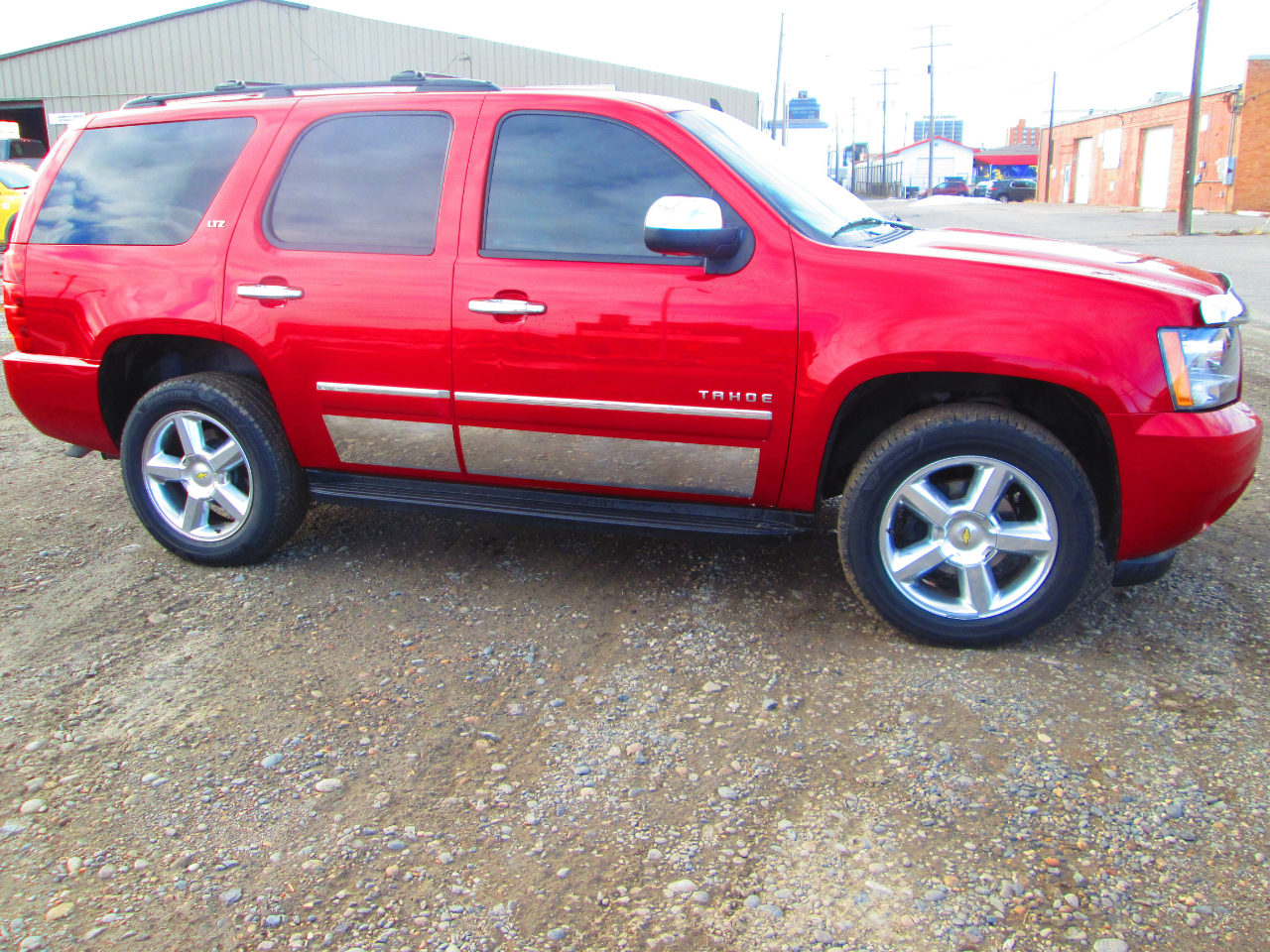 Chevrolet Tahoe 4WD 4dr 1500 LTZ 2013