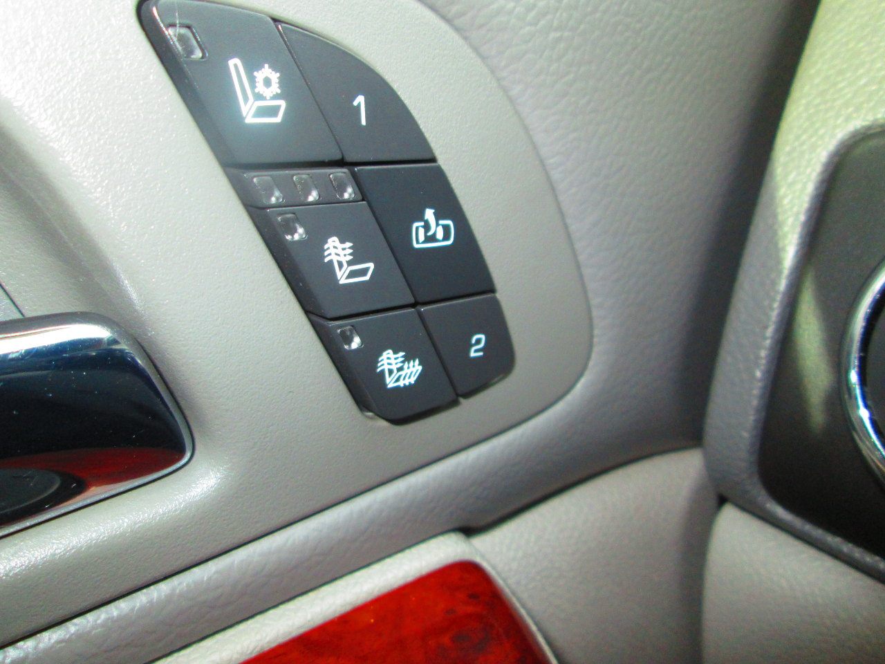 Chevrolet Tahoe 4WD 4dr 1500 LTZ 2013