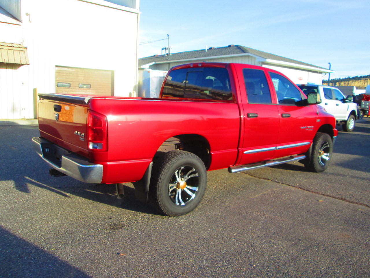Dodge Ram 1500 4dr Quad Cab 140.5 4WD SLT 2006