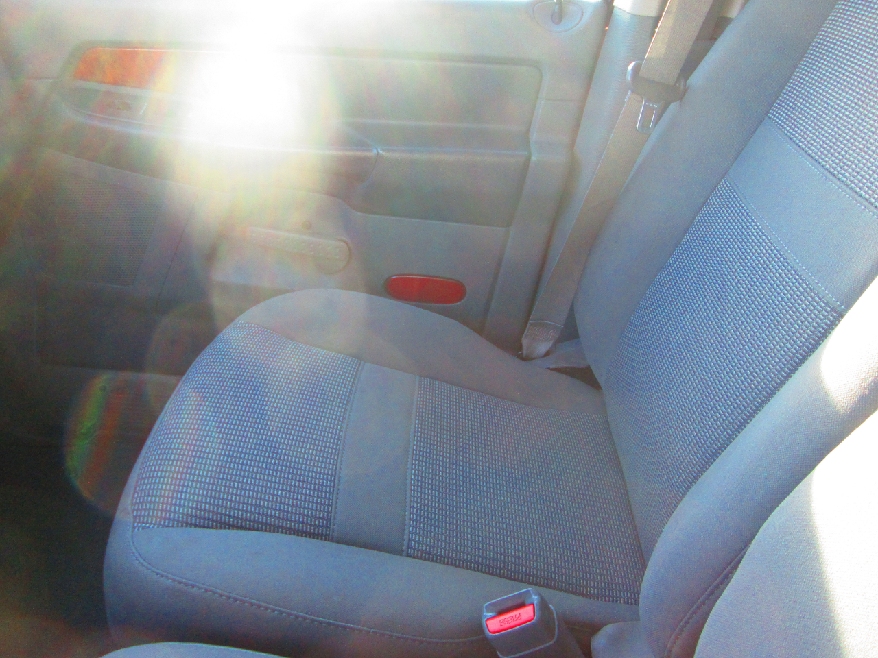 Dodge Ram 1500 4dr Quad Cab 140.5 4WD SLT 2006