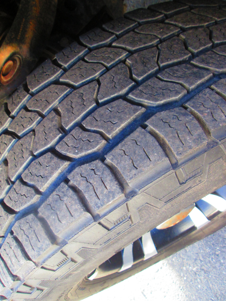 Dodge Ram 1500 4dr Quad Cab 140.5 4WD SLT 2006