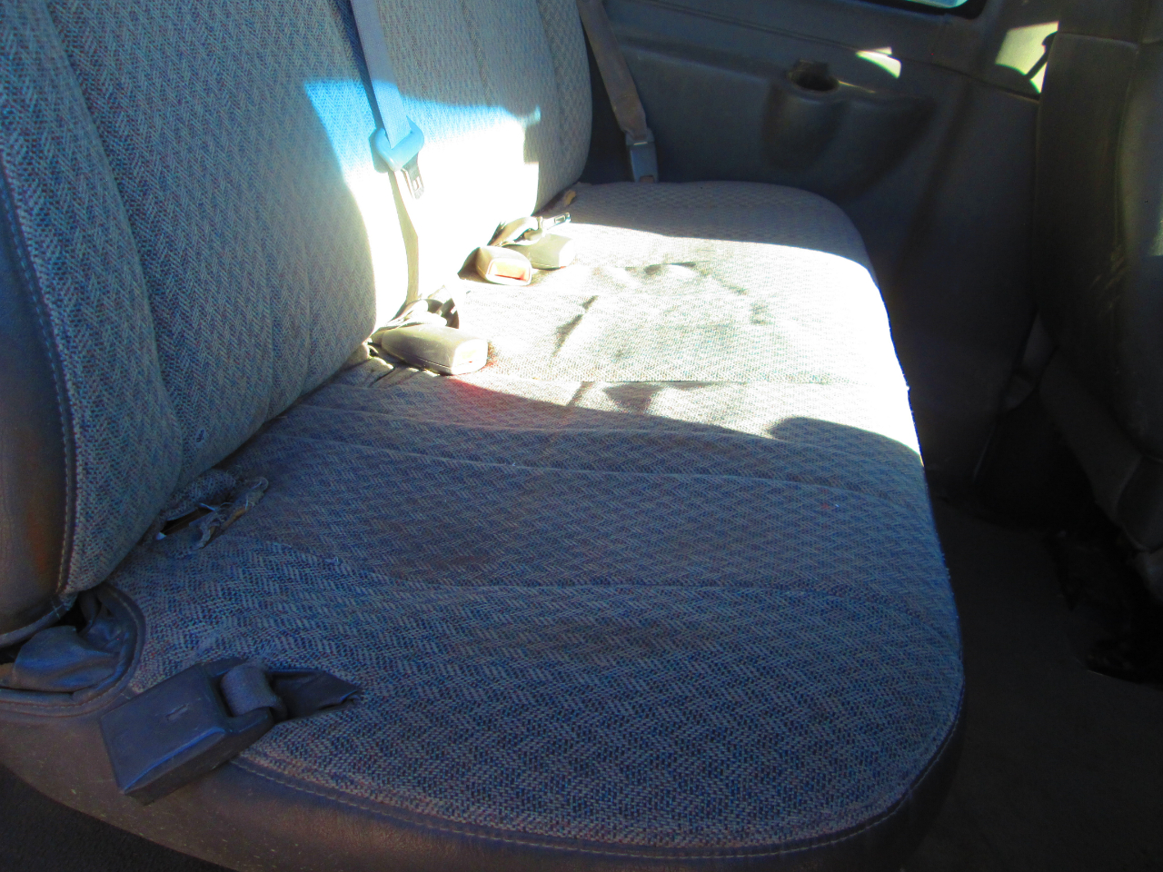 Chevrolet Express Passenger 3500 155" WB RWD 2005