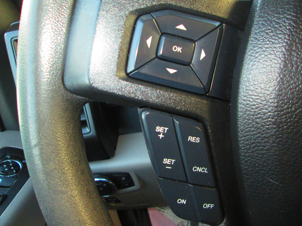 Ford F-150 XL 4WD SuperCrew 5.5' Box 2018