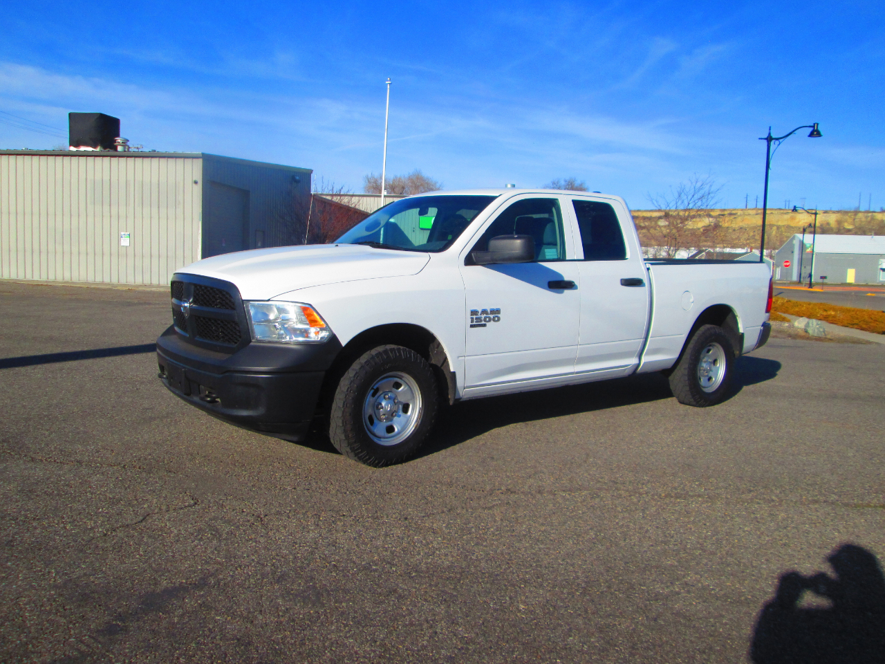 RAM 1500 Classic Tradesman 4x4 Quad Cab 6'4" Box 2020