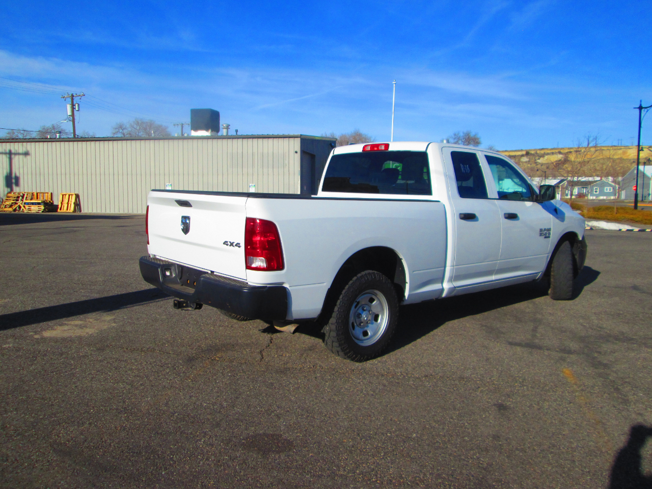 RAM 1500 Classic Tradesman 4x4 Quad Cab 6'4" Box 2020