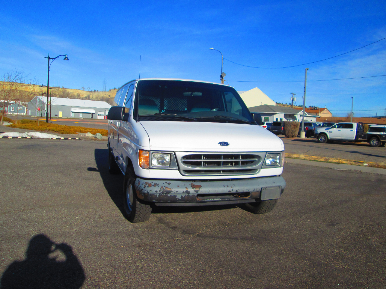 Ford Econoline Cargo Van E-150 2000