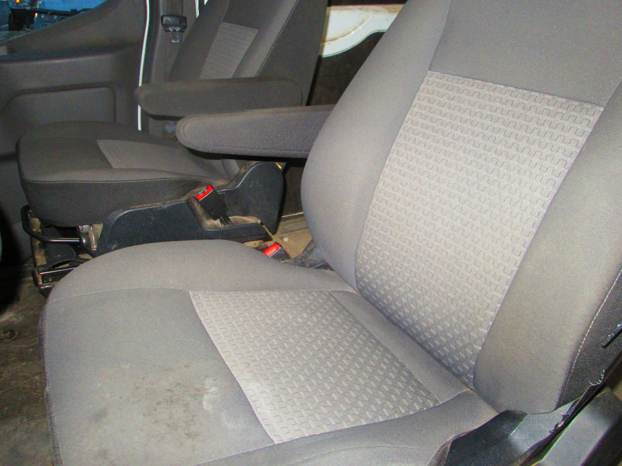 Ford Transit Cargo Van T-250 130" Med Rf 9070 GVWR AWD 2021