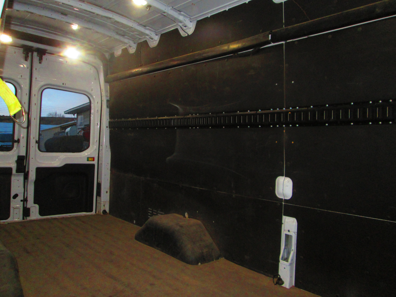 Ford Transit Cargo Van T-250 130" Med Rf 9070 GVWR AWD 2021