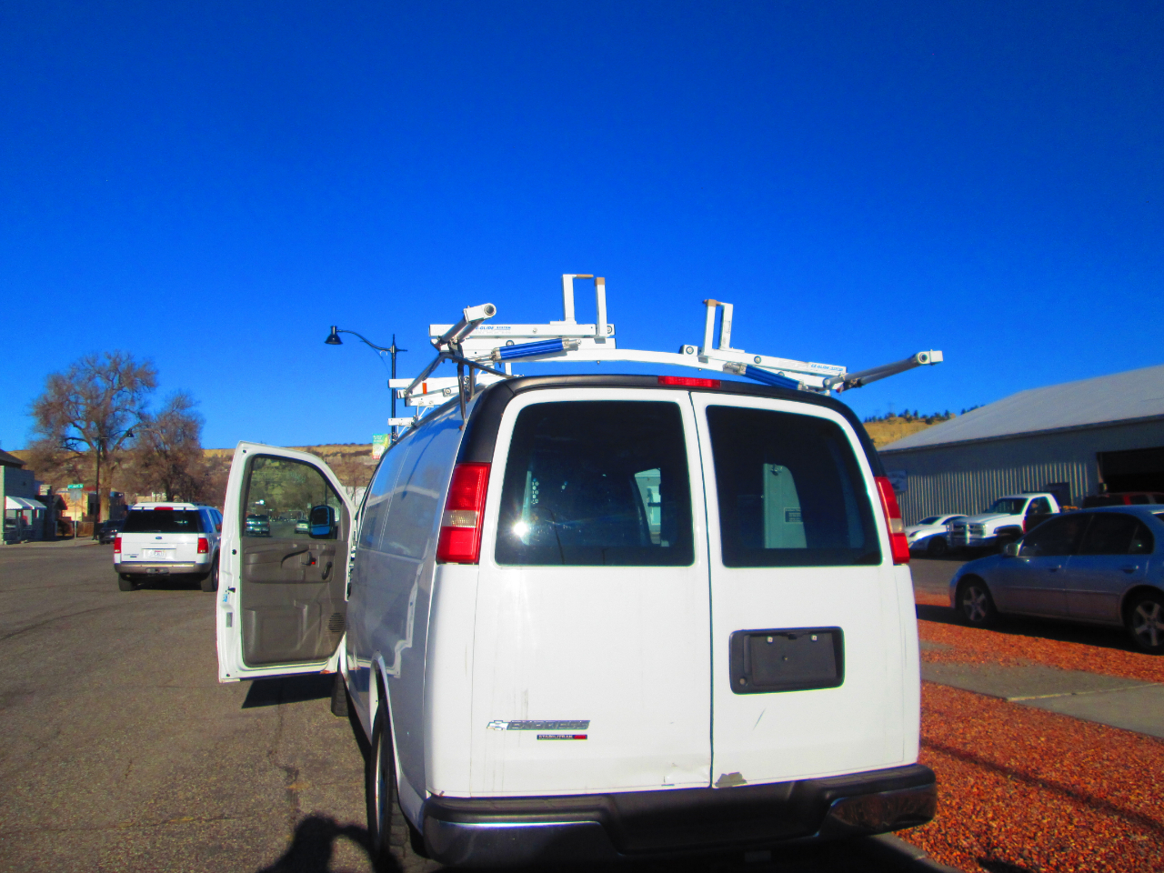 Chevrolet Express Cargo Van AWD 1500 135" 2012