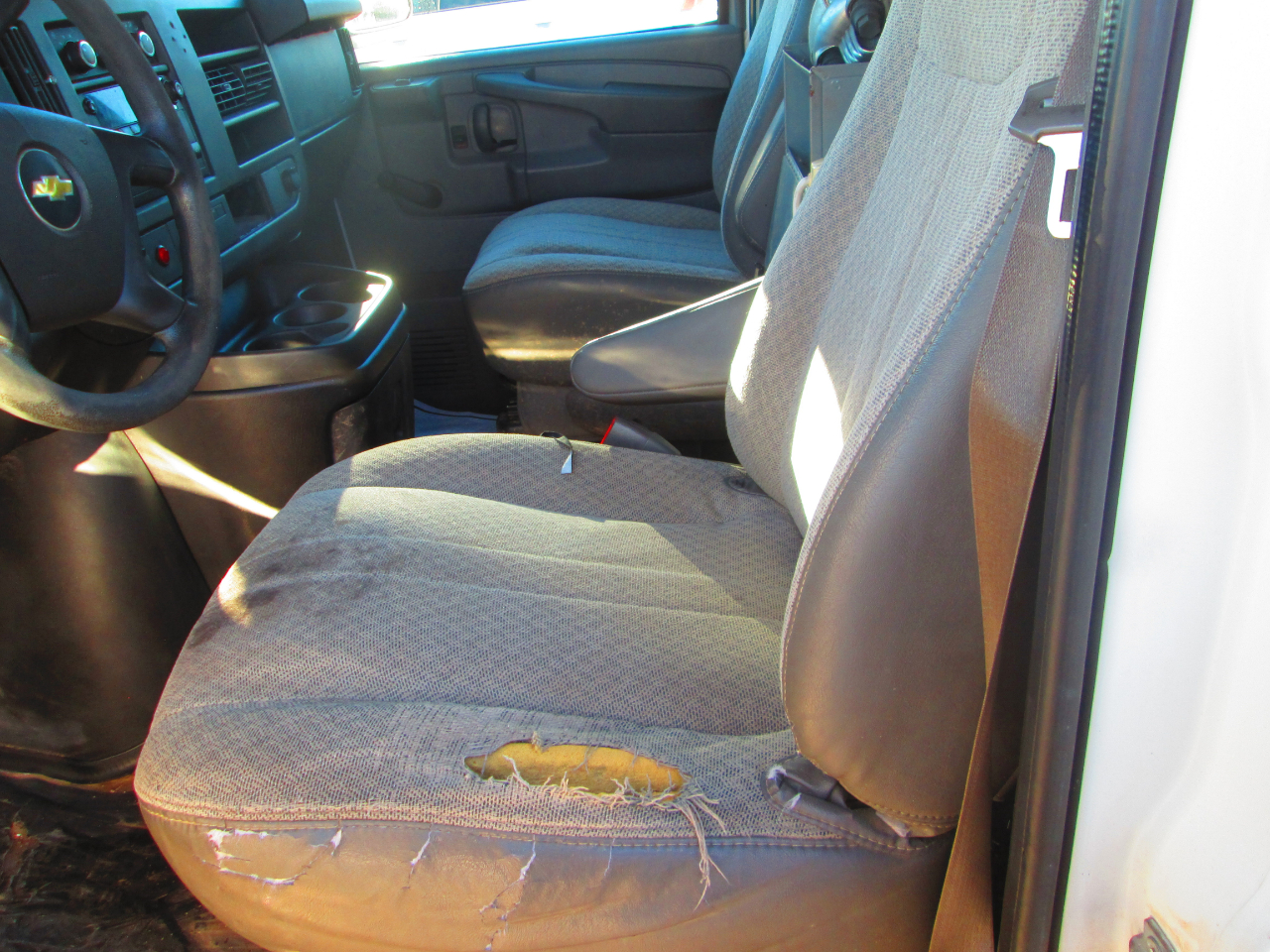 Chevrolet Express Cargo Van AWD 1500 135" 2012