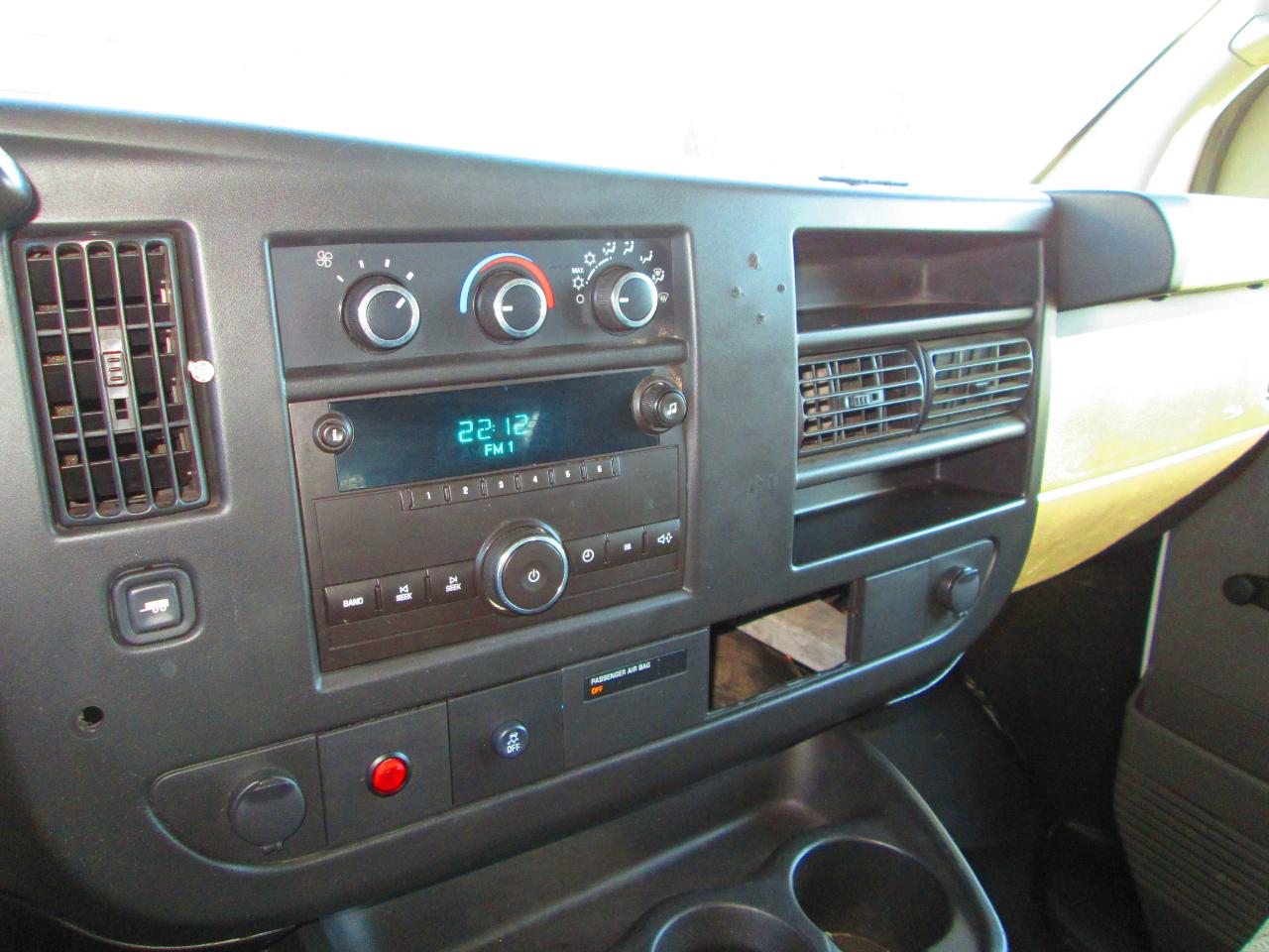 Chevrolet Express Cargo Van AWD 1500 135" 2012