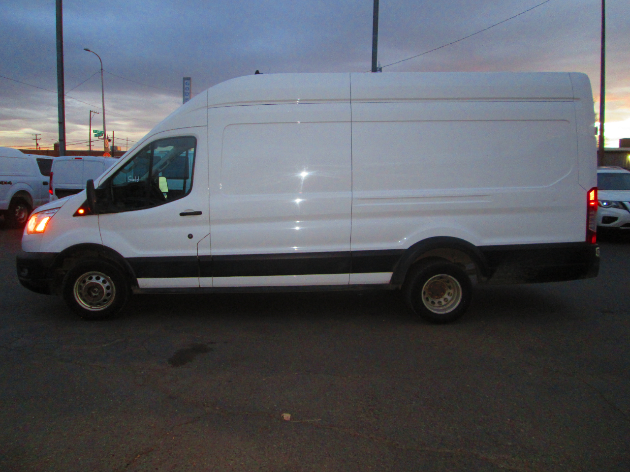 Ford Transit Cargo Van T-350 HD 148" EL Hi Rf 10360 GVWR DRW AWD 2022