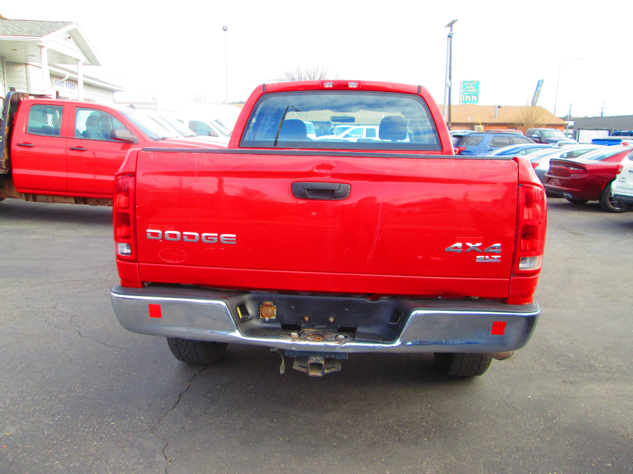 Dodge Ram 1500 4dr Quad Cab 140.5" WB 4WD SLT 2003