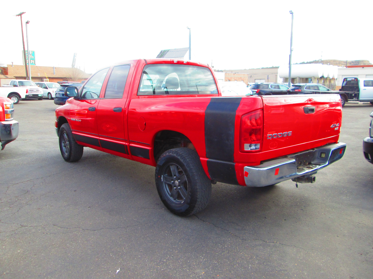 Dodge Ram 1500 4dr Quad Cab 140.5" WB 4WD SLT 2003