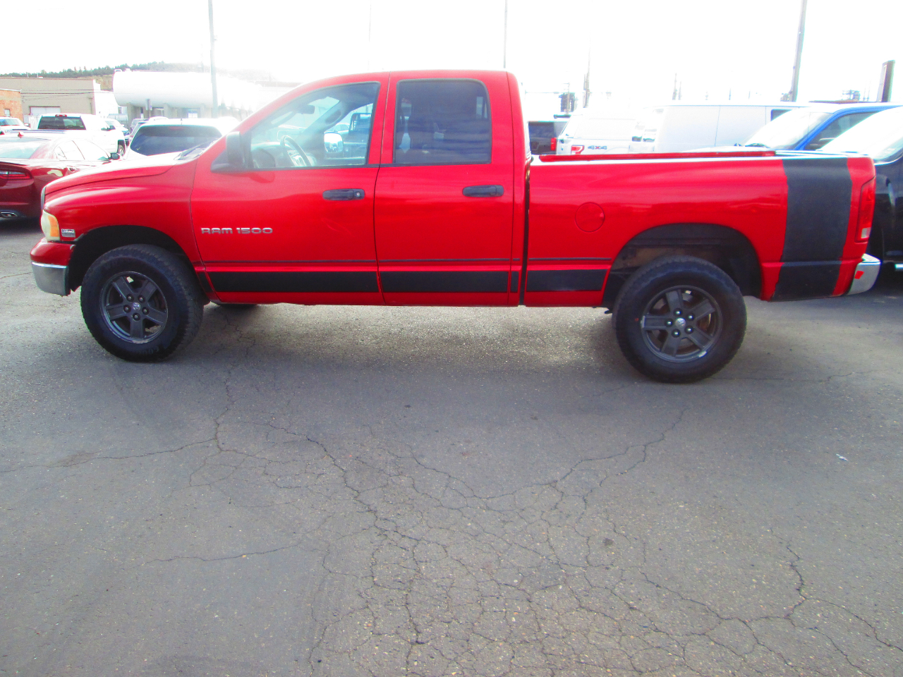 Dodge Ram 1500 4dr Quad Cab 140.5" WB 4WD SLT 2003