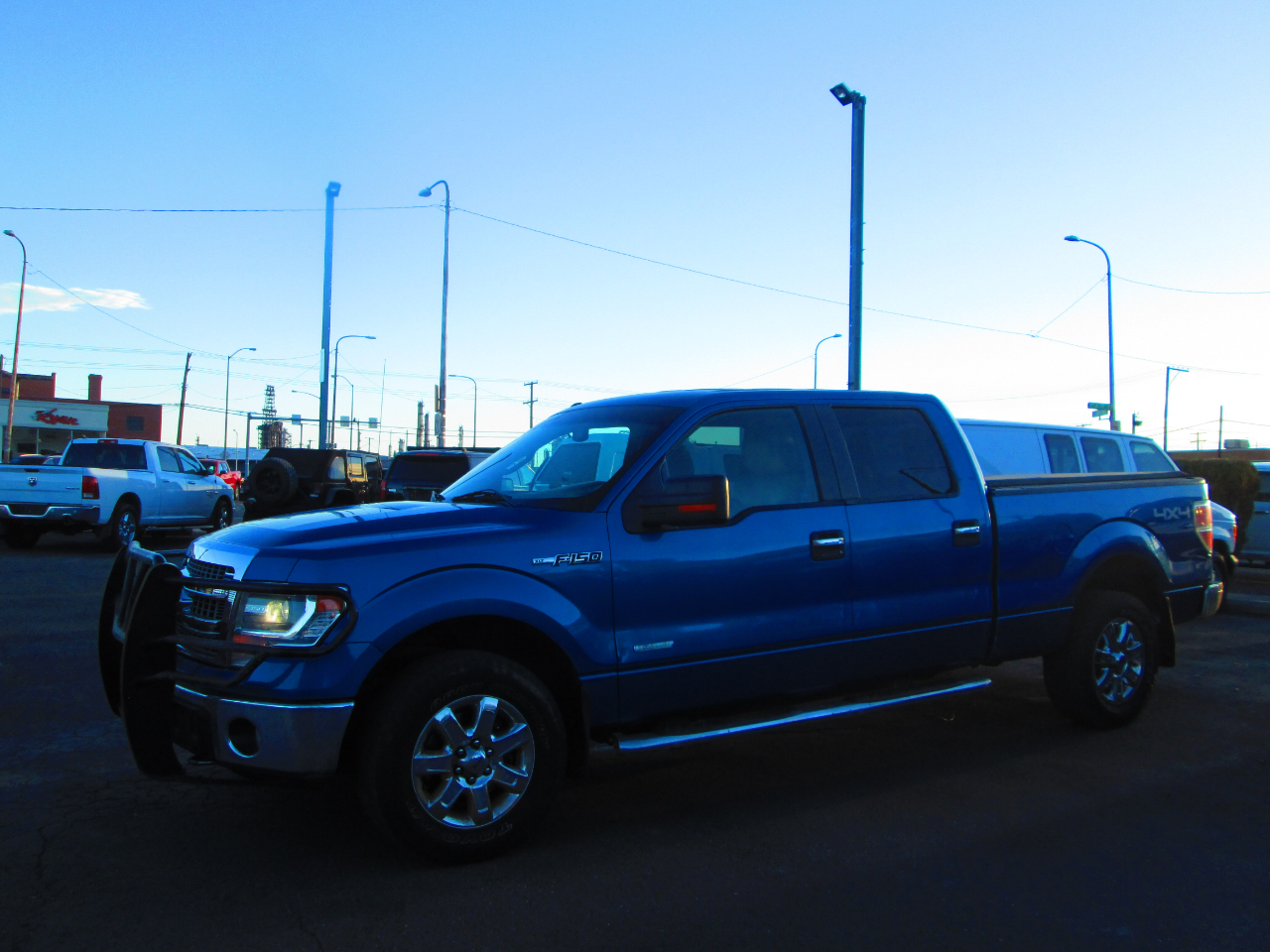 Ford F-150 4WD SuperCrew 145" XLT 2014