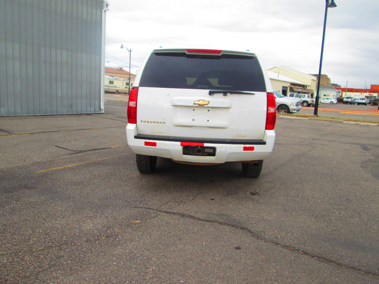 Chevrolet Suburban 4WD 4dr 2500 Commercial 2010