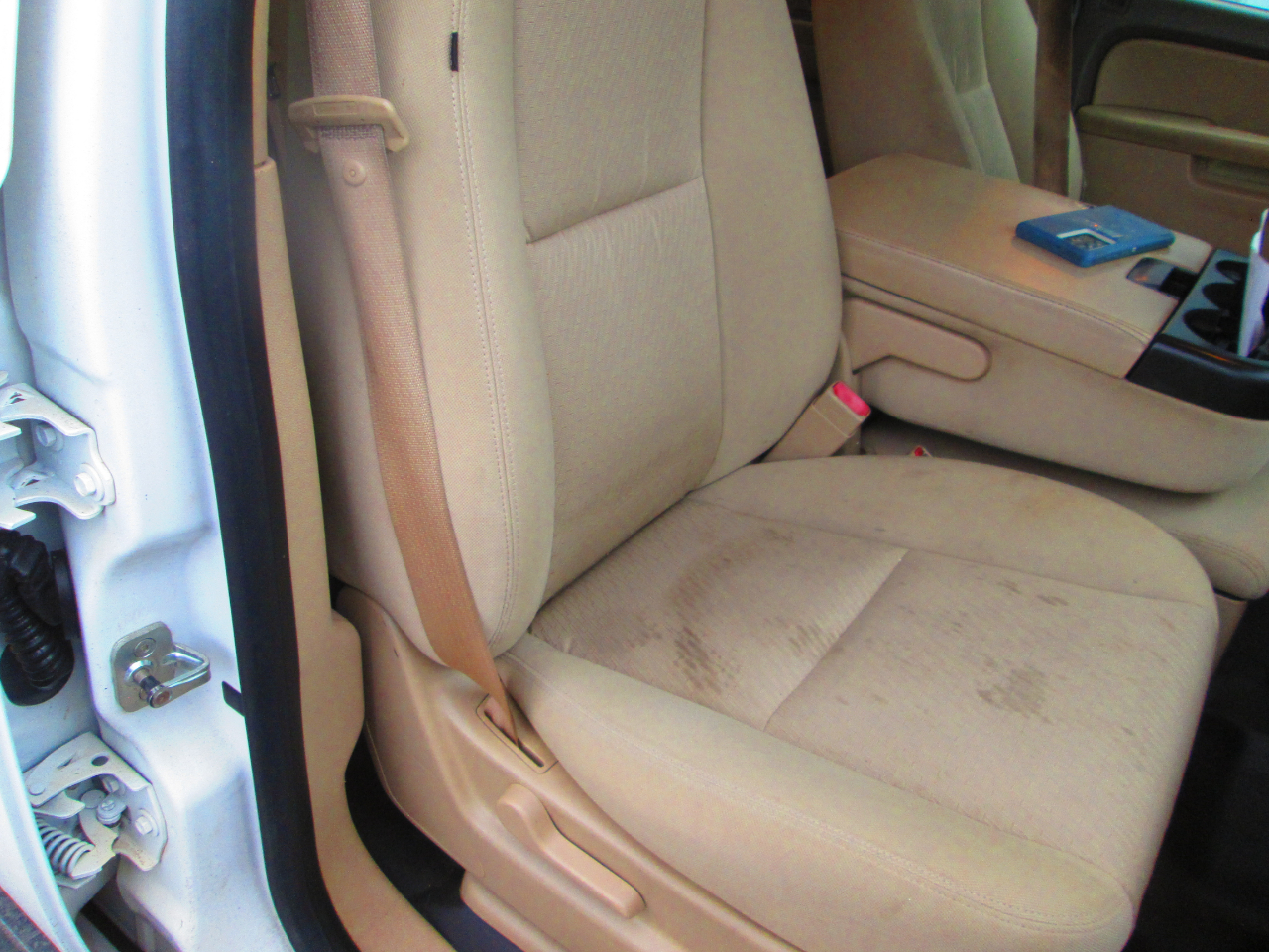 Chevrolet Suburban 4WD 4dr 2500 Commercial 2010