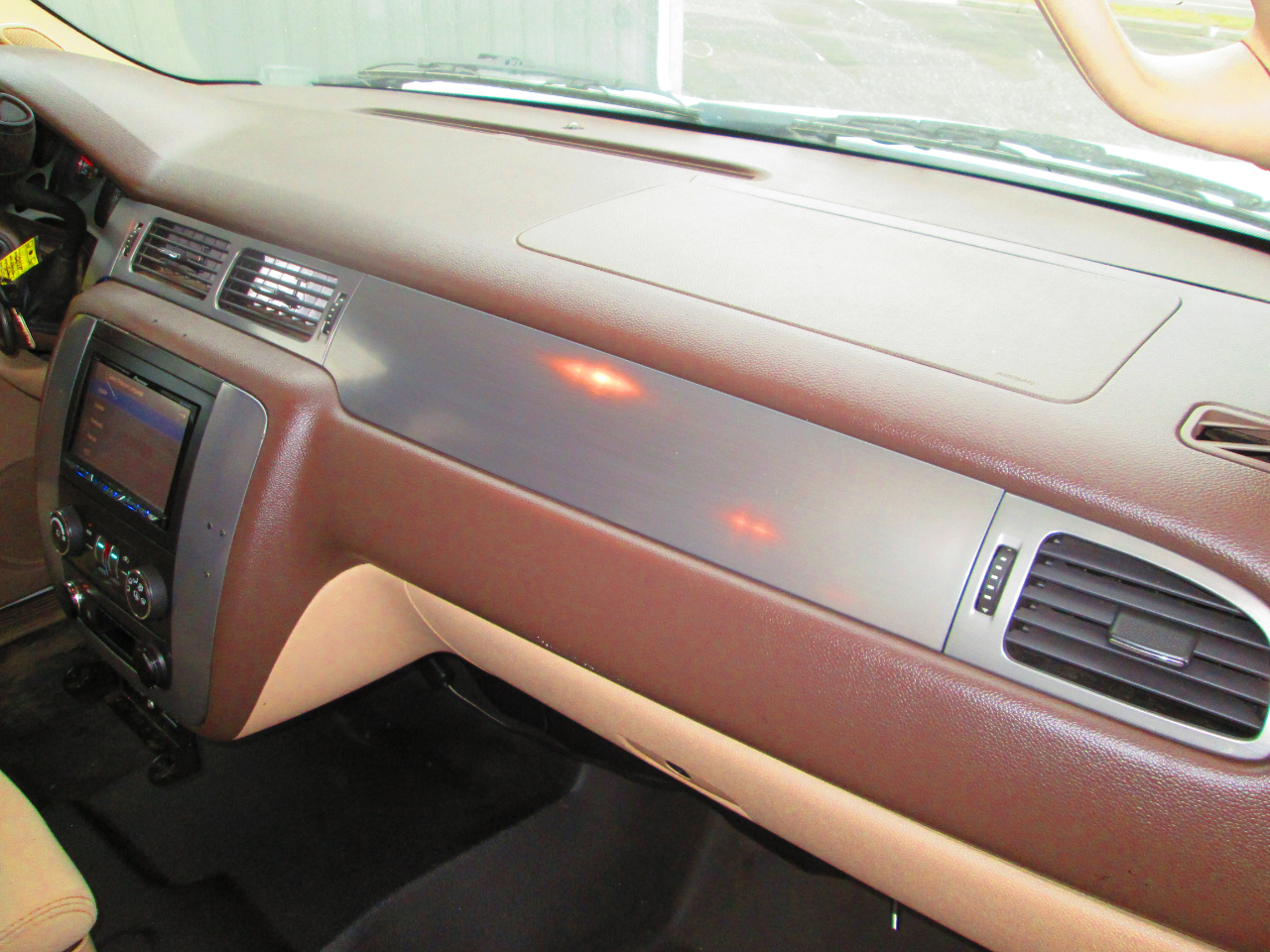 Chevrolet Suburban 4WD 4dr 2500 Commercial 2010