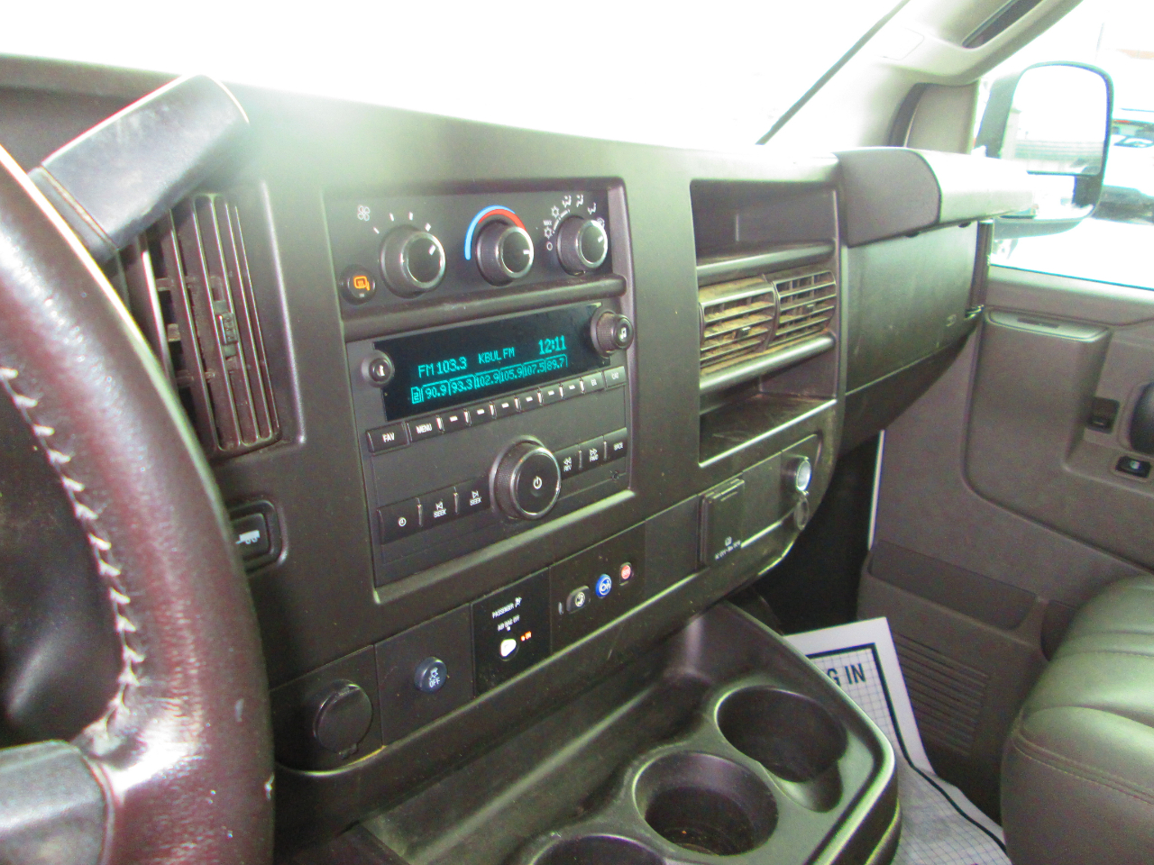 Chevrolet Express Cargo Van RWD 2500 155" 2021