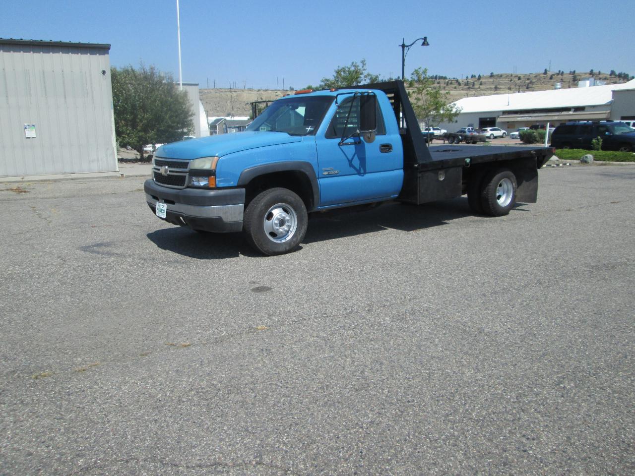 Chevrolet Silverado 3500 Classic 2WD Reg Cab 161.5" WB, 84.9" CA WT 2007