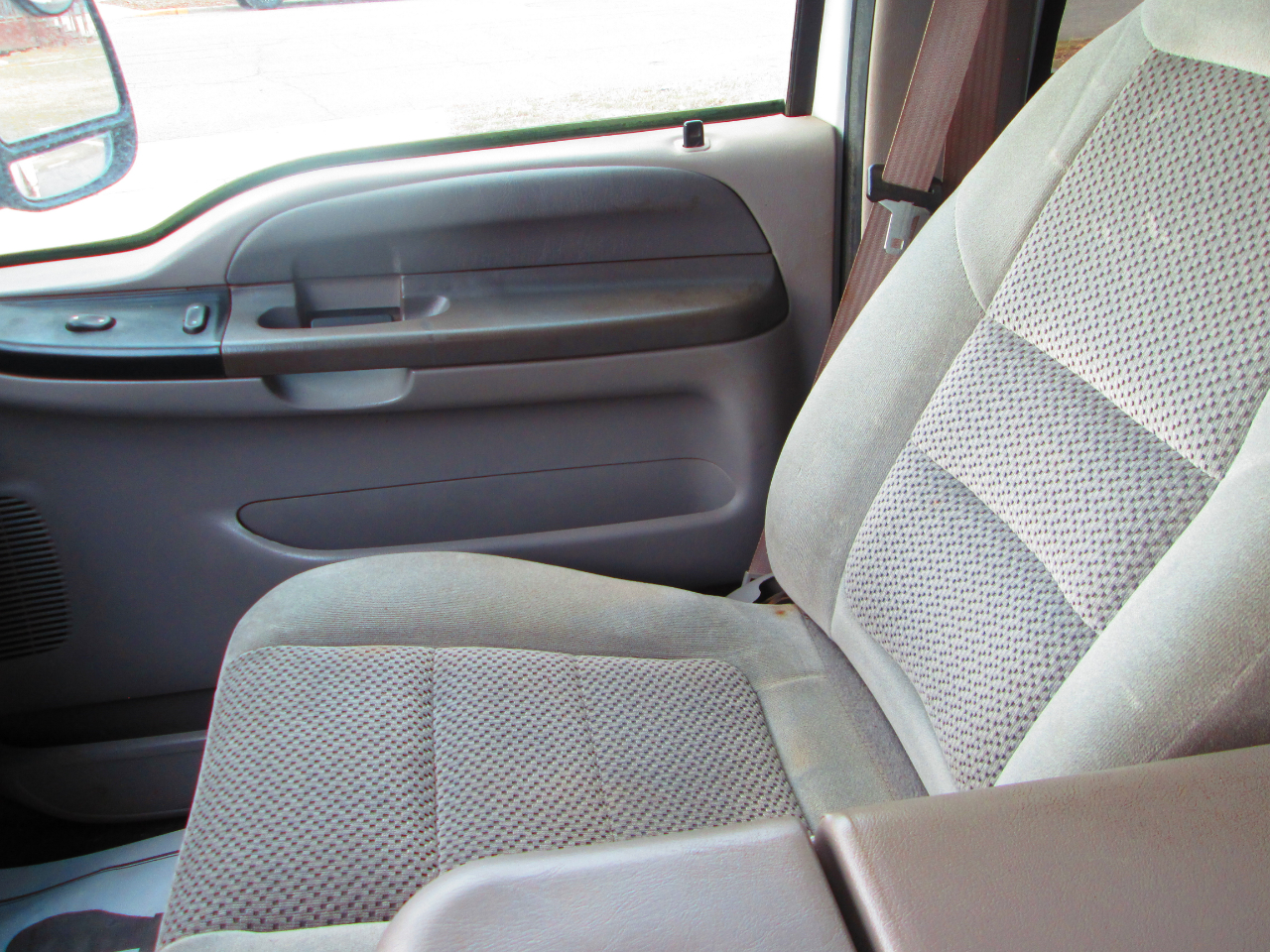 Ford Super Duty F-550 Crew Cab 176" WB XLT 4WD 2001