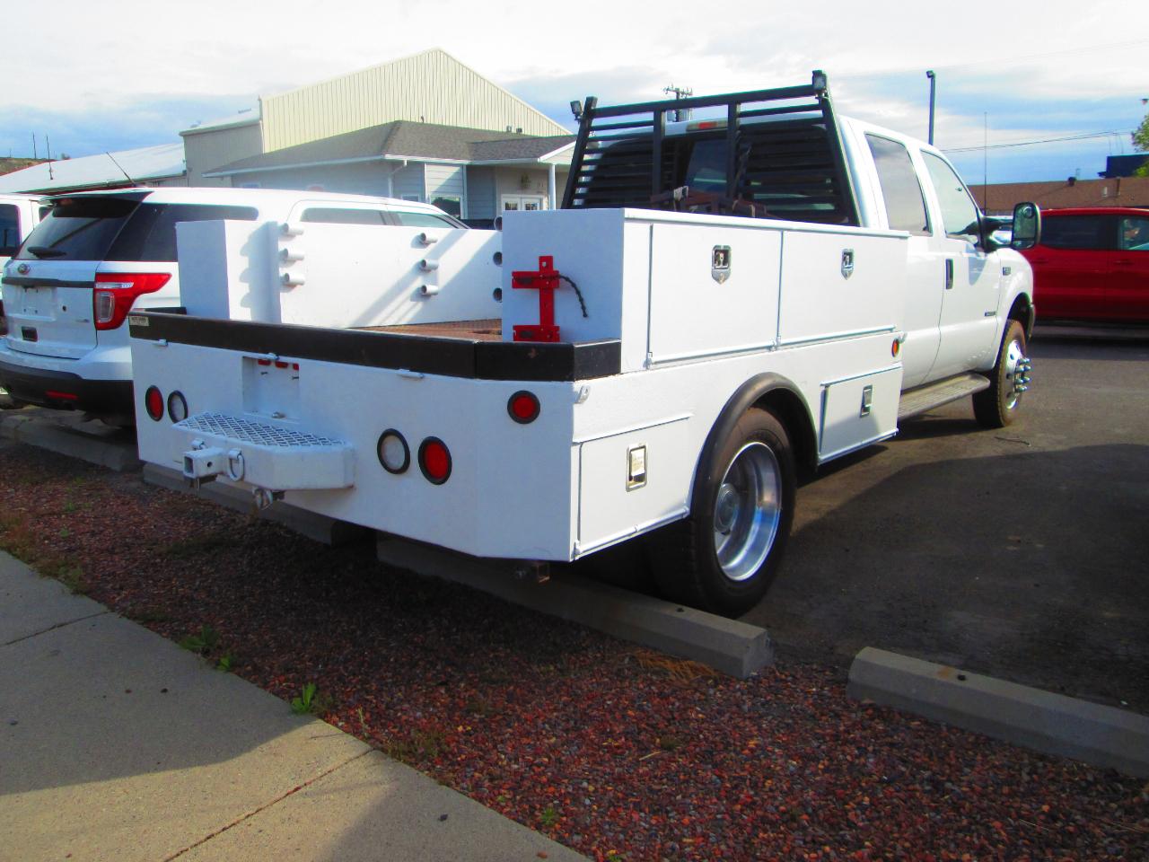 Ford Super Duty F-550 Crew Cab 176" WB XLT 4WD 2001