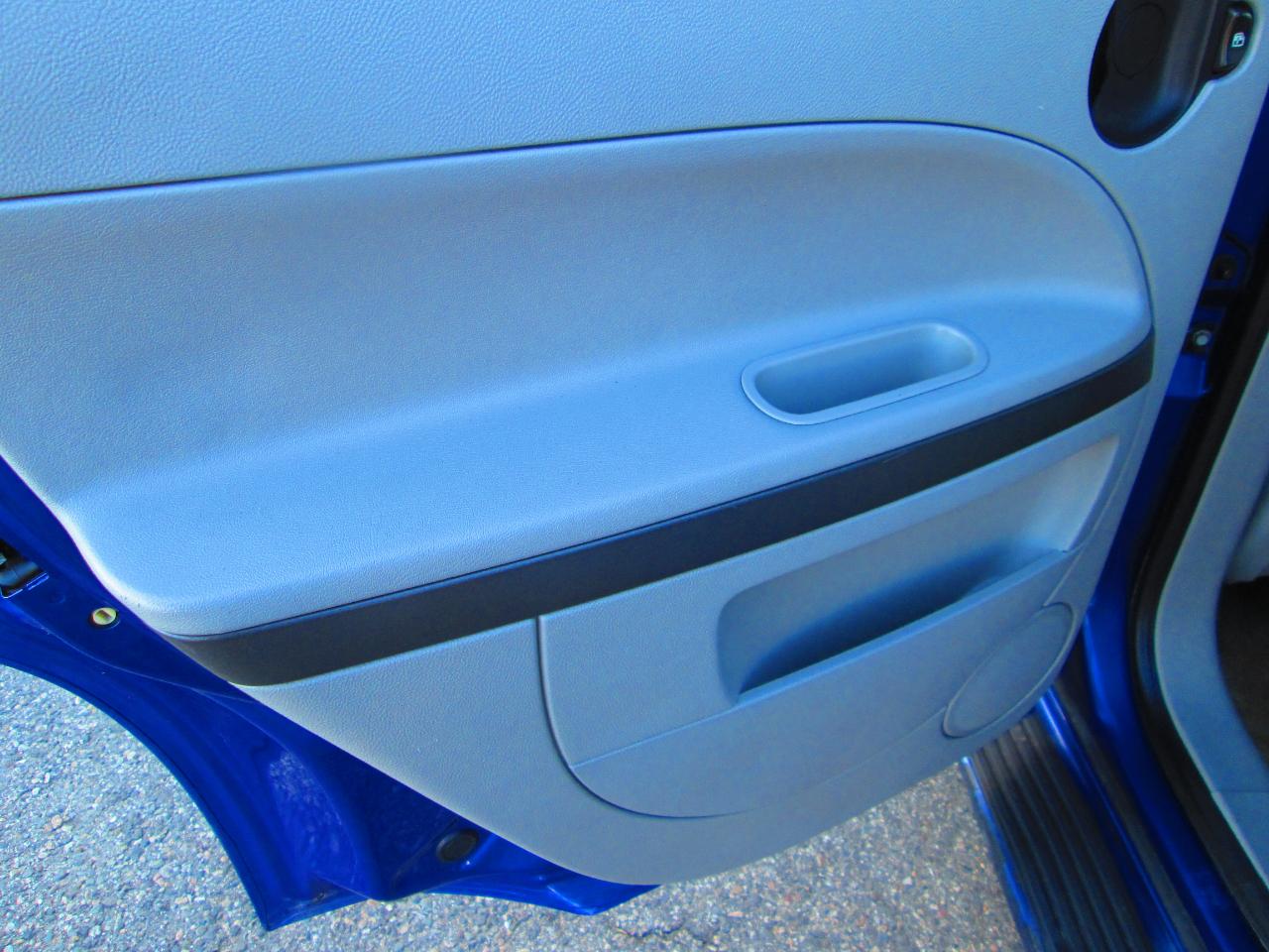 Chevrolet HHR 4dr 2WD LT 2006