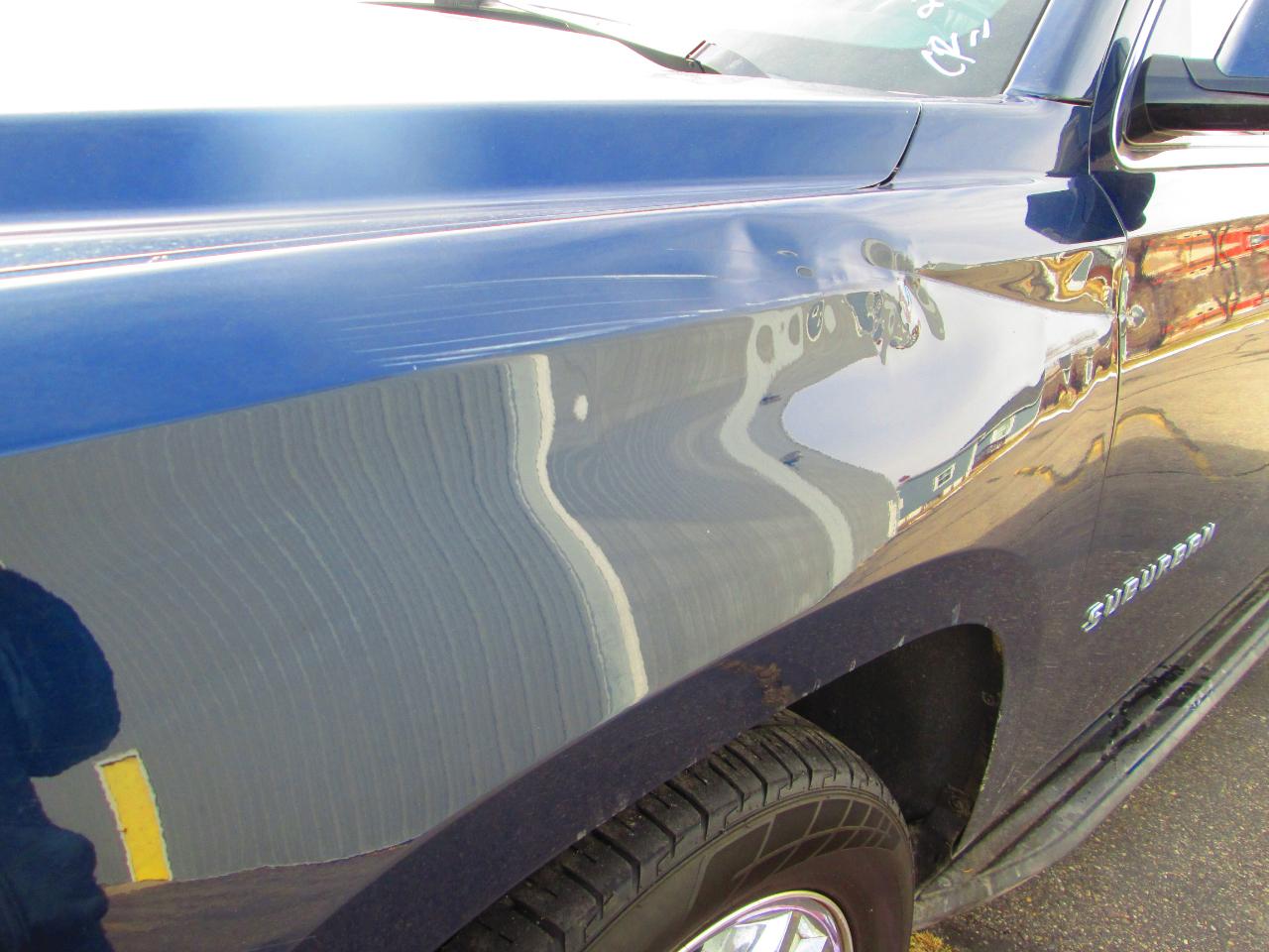 Chevrolet Suburban 4WD 4dr 1500 LT 2019