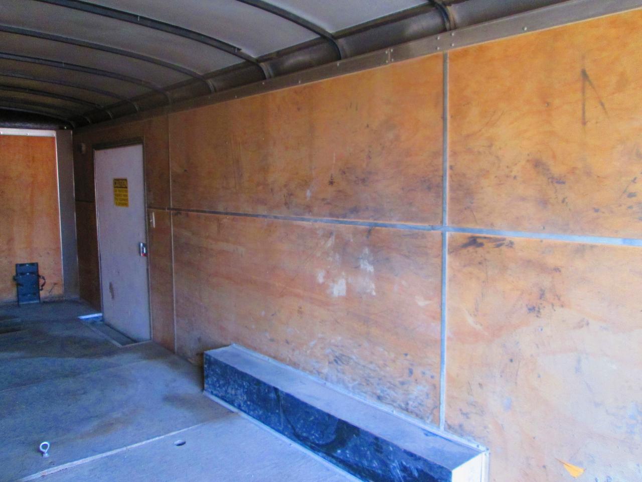 Sure-Trac STR Commercial Round Top Enclosed Cargo  2018