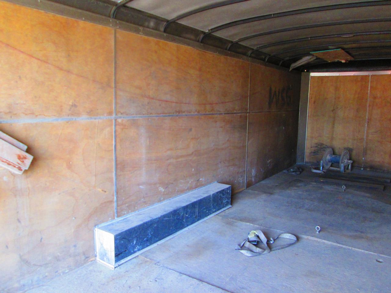 Sure-Trac STR Commercial Round Top Enclosed Cargo  2018