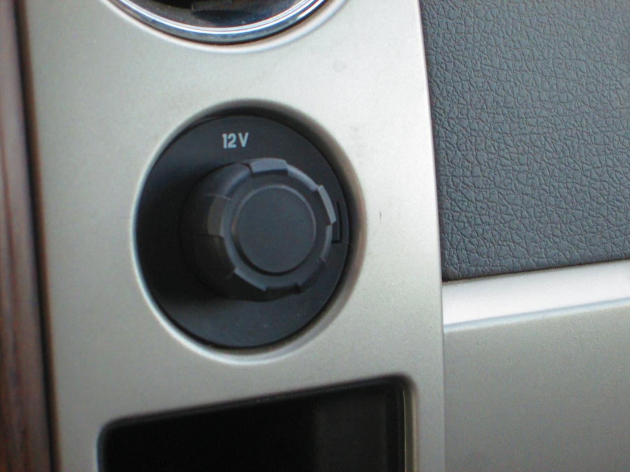 Ford F-150 4WD SuperCrew 145" Lariat 2014